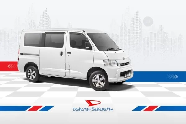 Daihatsu Gran Max MiniBus